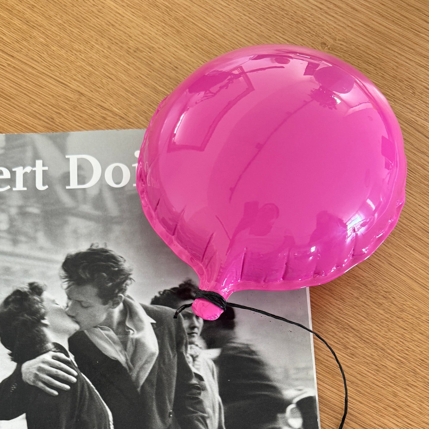 Magenta Mirror-Like Finish Helium Ceramic Balloon Sculpture
