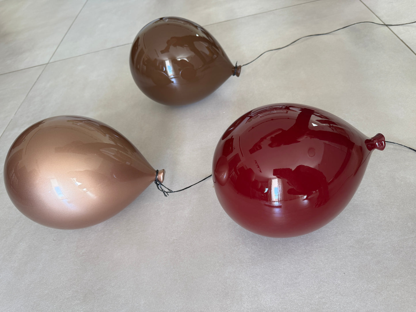 Set of 4 Balloon Sculptures - Merlot, Metallic Beige, Brown & Green