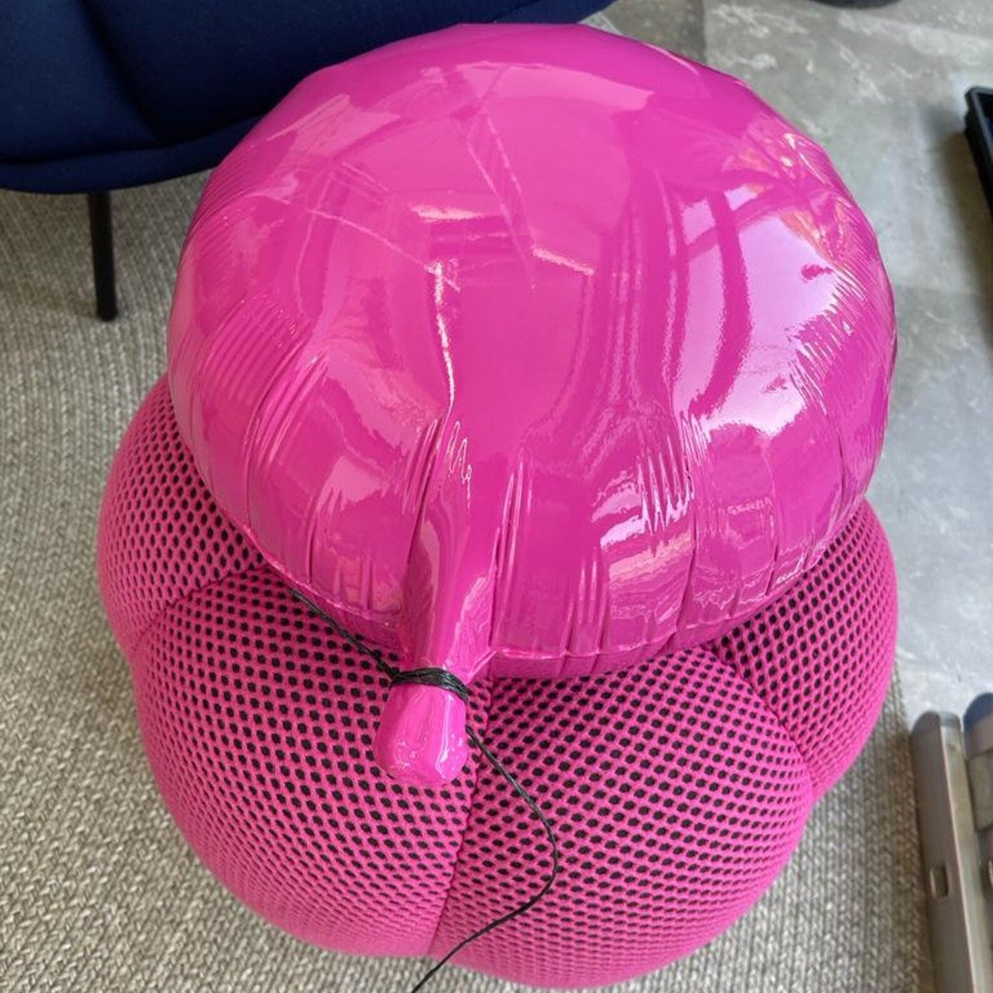 Magenta Mirror-Like Finish Helium Ceramic Balloon Sculpture
